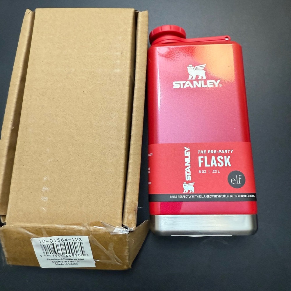 Stanley Target E.L.F 2024 8oz Flask